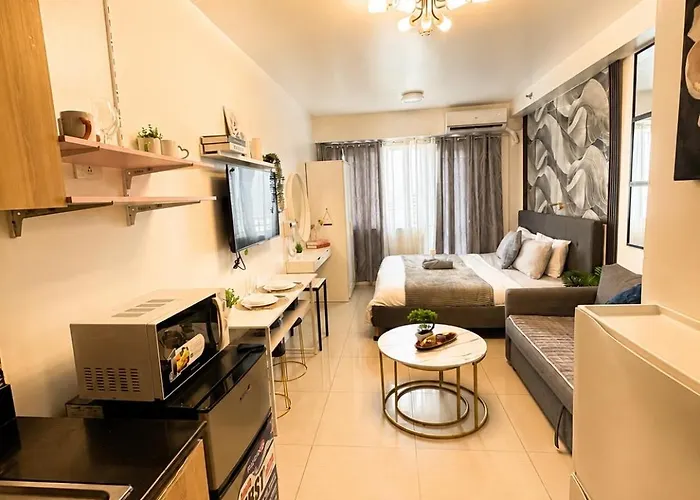 Skyline Escape At Shore Near Moa, Bay And Airport Apartment *