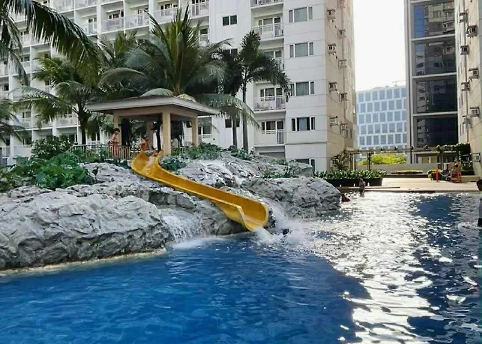 Skyline Escape At Shore Near Moa, Bay And Airport * Manila